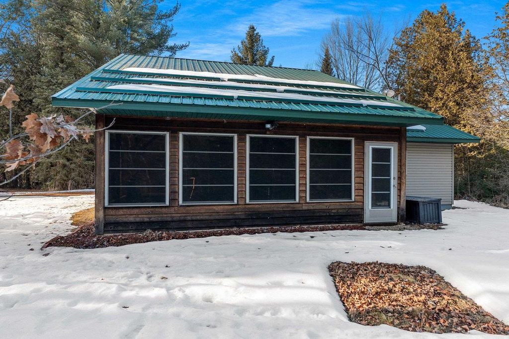 Photo of 8046 County Road R, Suring, WI 54174 (MLS # 50321292)