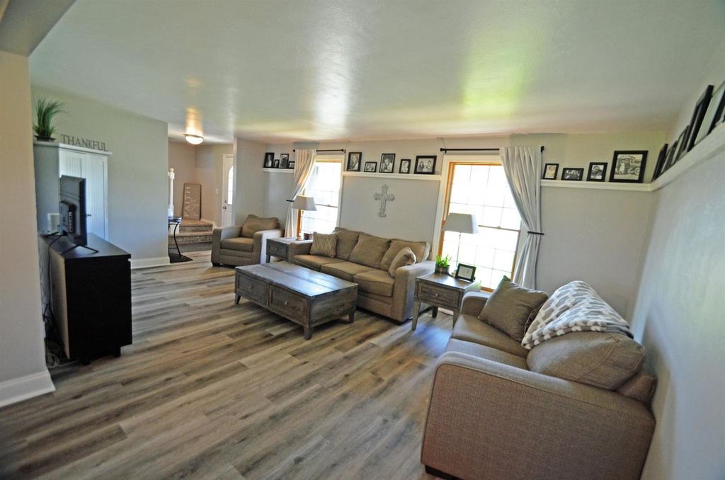 Photo of 455 Alpine DRIVE, Green Bay, WI 54302 (MLS # 50325535)