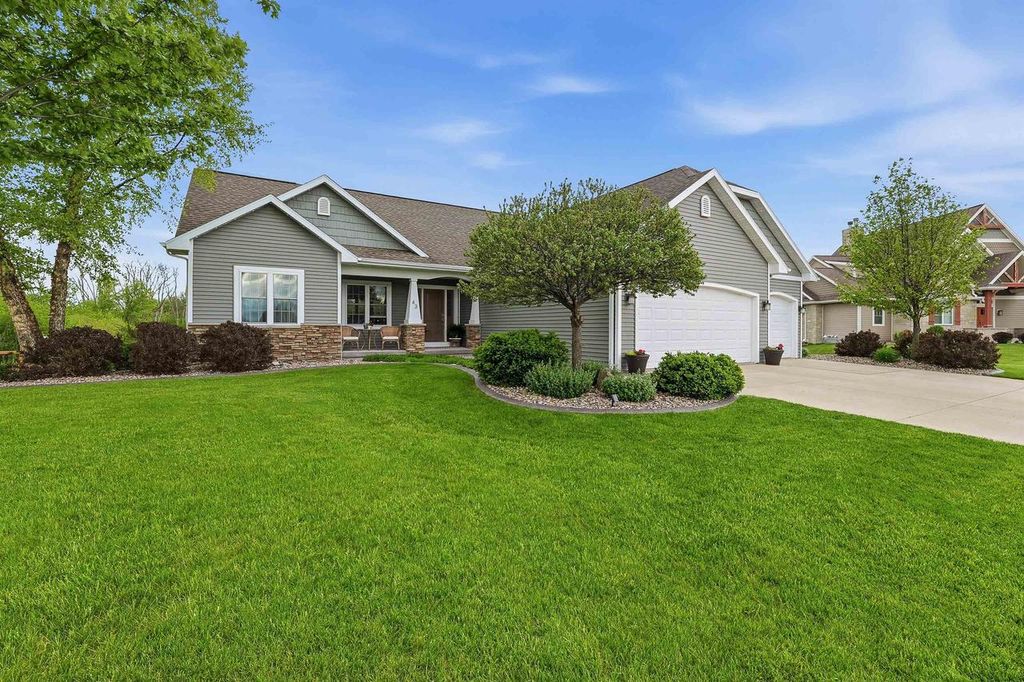 Photo of 43 Dog Leg LANE, Waupun, WI 53963 (MLS # 2019610)