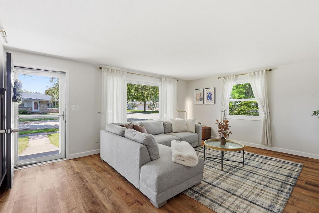 Photo of 229 Paul DRIVE, Kimberly, WI 54136 (MLS # 50327664)