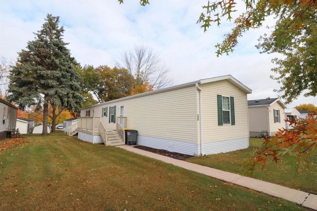 Photo of 758 Ulman STREET, La Crosse, WI 54636 (MLS # 2011249)