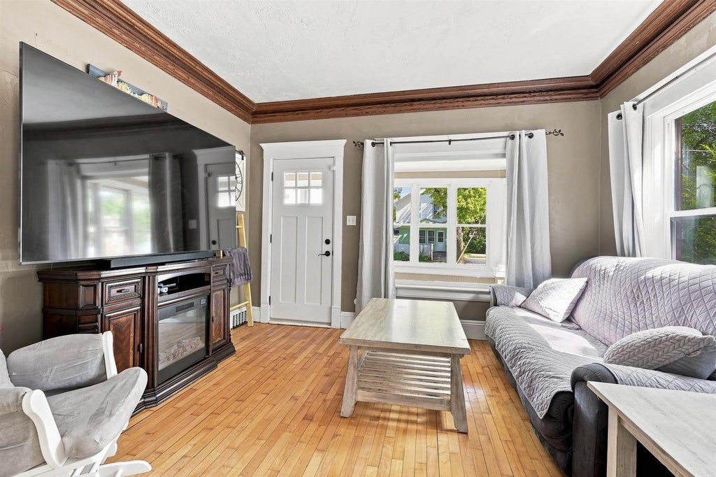 Photo of 1217 N State STREET, Appleton, WI 54911 (MLS # 50331970)