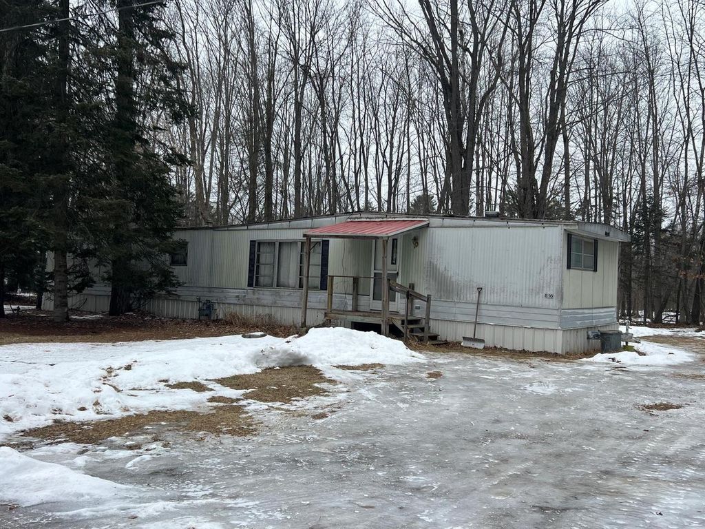 Photo of 816 E Miller STREET, Suring, WI 54174 (MLS # 50320093)