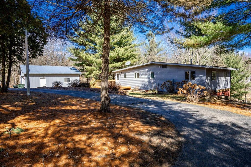 Photo of S3244A W Lake Virginia ROAD, Reedsburg, WI 53959 (MLS # 2018368)