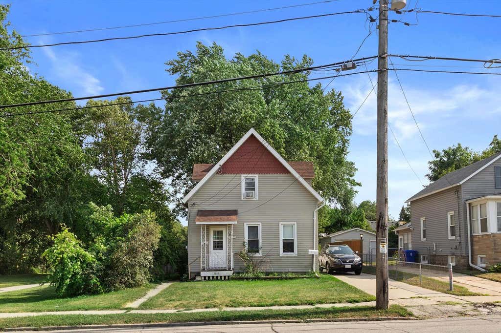 Photo of 1619 43rd STREET, Kenosha, WI 53140 (MLS # 1972747)