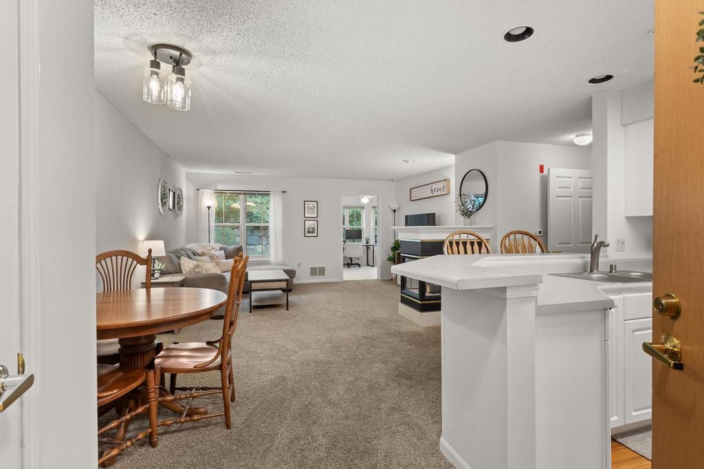 Photo of 8510 Greenway BOULEVARD #103, Middleton, WI 53562 (MLS # 2010547)