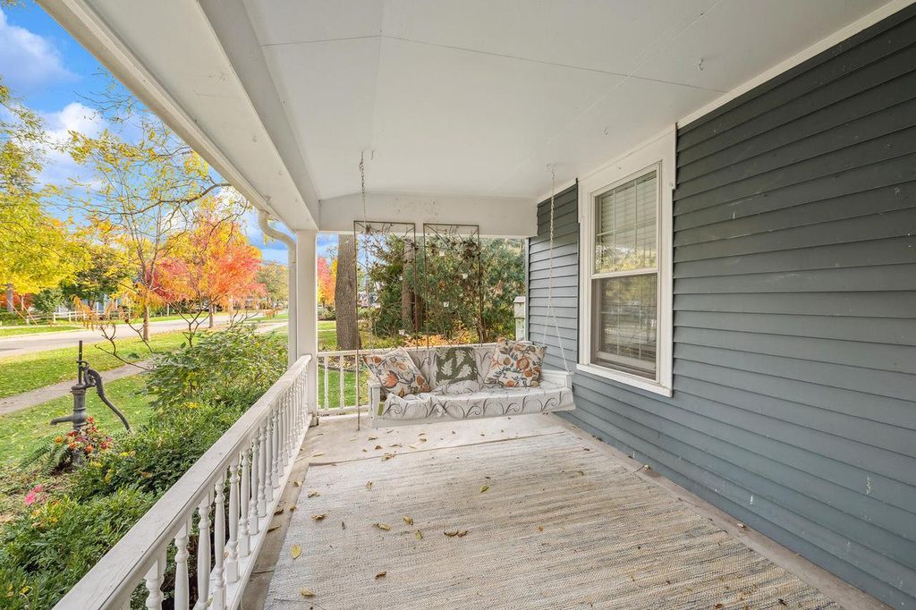 Photo of 332 Maxwell STREET, Lake Geneva, WI 53147 (MLS # 1955675)