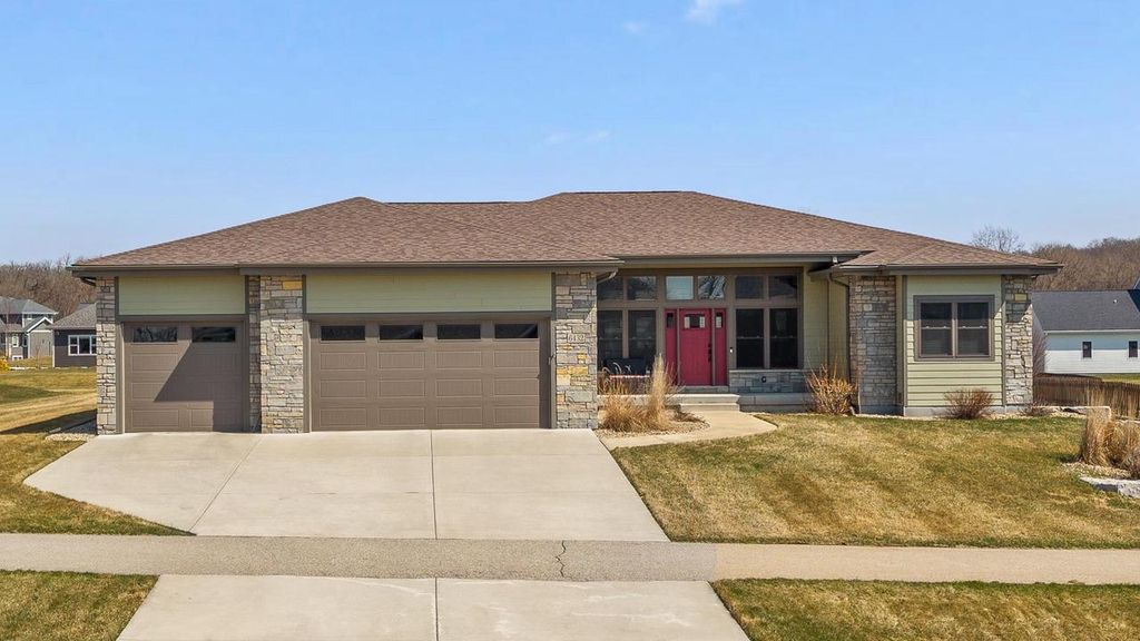 Photo of 6432 Revere PASS, Deforest, WI 53532 (MLS # 2019965)