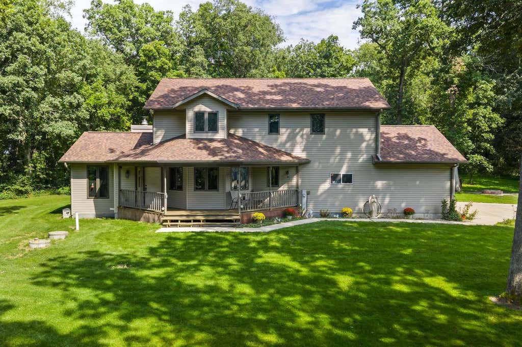 Photo of 966 Sherman DRIVE, Marshall, WI 53559 (MLS # 2031183)