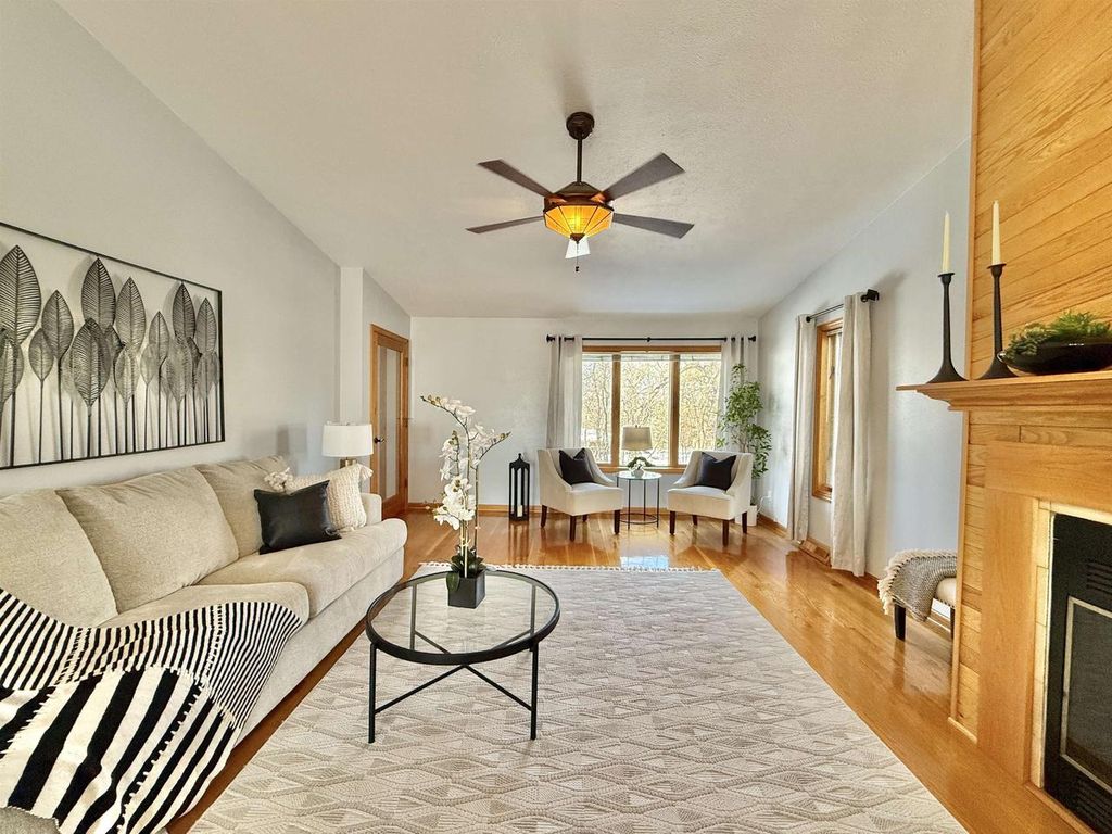 Photo of 4336 E Wood TRAIL, Beloit, WI 53511 (MLS # 2016032)