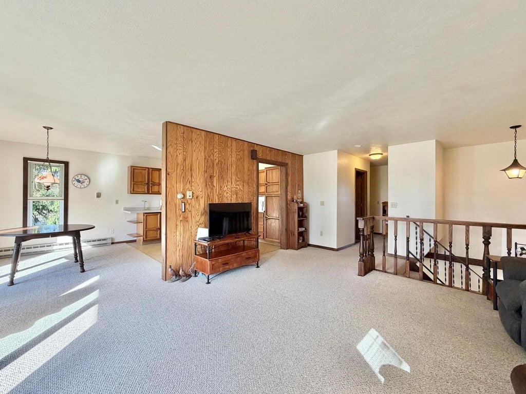 Photo of 8647 E State Road 67, Clinton, WI 53525 (MLS # 2034533)