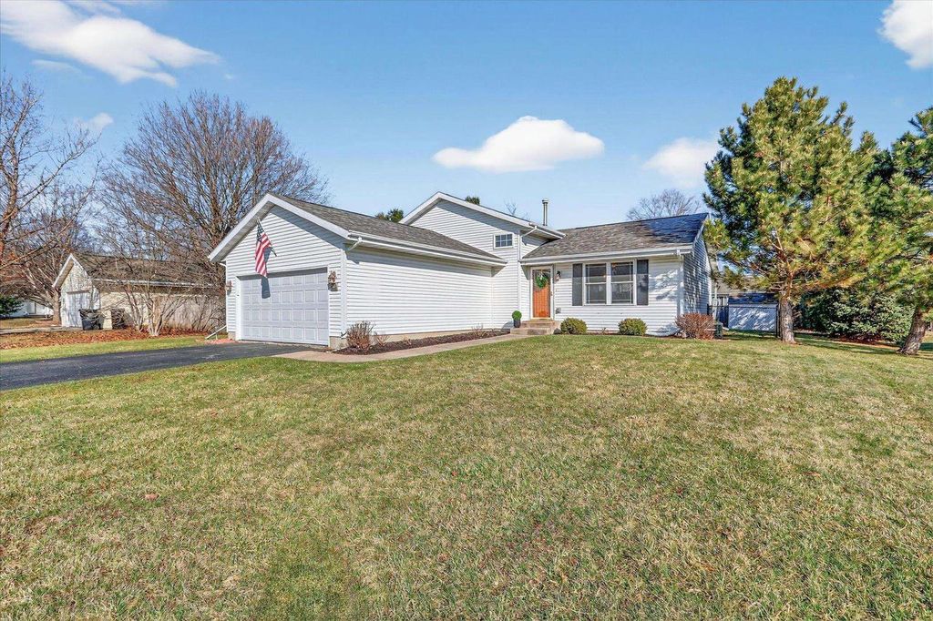 Photo of 2223 Alongi LANE, Beloit, WI 53522 (MLS # 2018435)