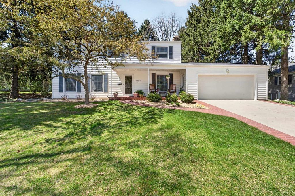 Photo of 6306 Keelson DRIVE, Madison, WI 53705 (MLS # 2021841)