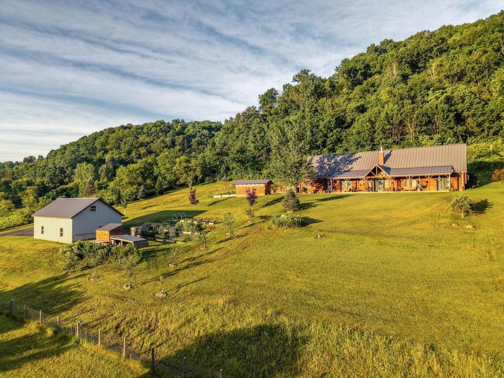 Photo of 42243 S Knapp Creek LANE, Gays Mills, WI 54631 (MLS # 2027783)