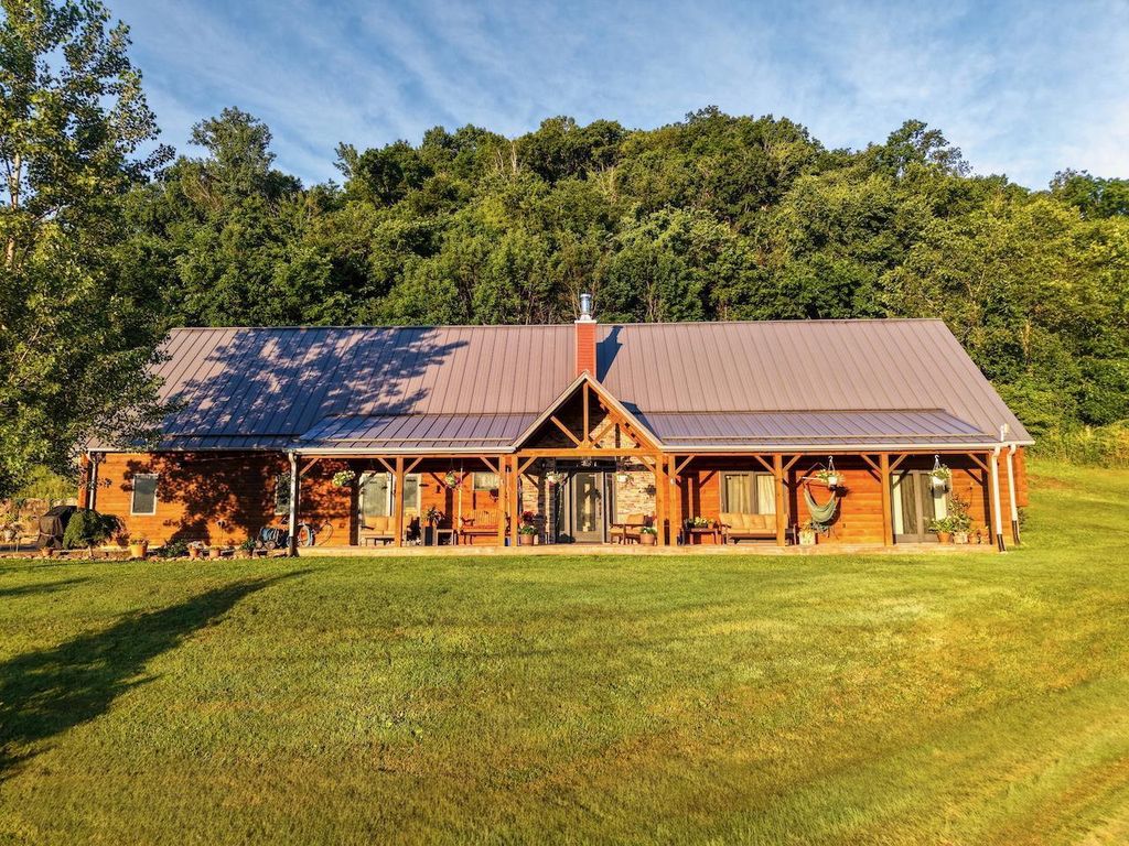 Photo of 42243 S Knapp Creek LANE, Gays Mills, WI 54631 (MLS # 2027783)