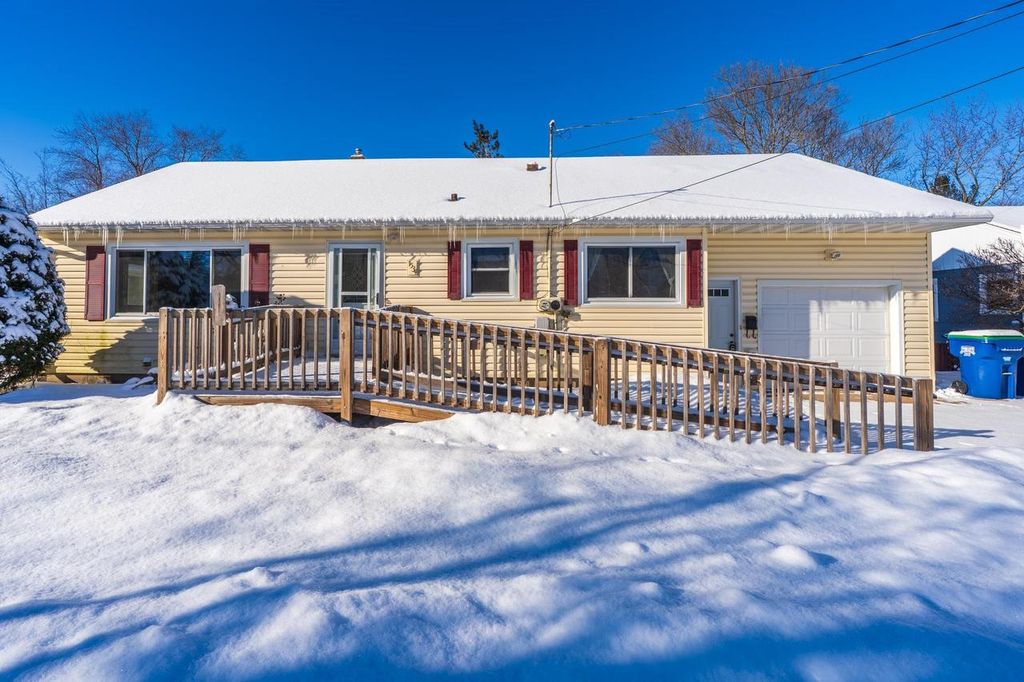 Photo of 1534 Pearson STREET, Wausau, WI 54401 (MLS # 22600015)