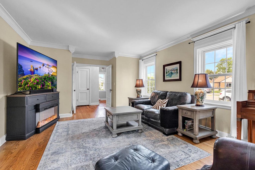 Photo of 1409 North AVENUE, Sheboygan, WI 53083 (MLS # 1985606)