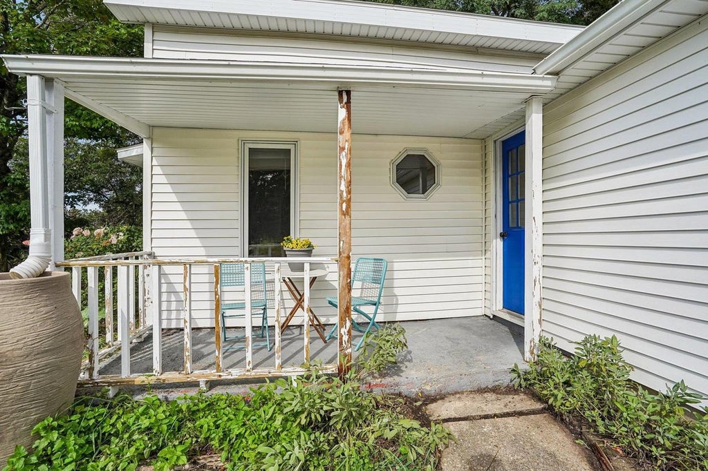 Photo of W3062 State Highway 92, Belleville, WI 53508 (MLS # 2029875)