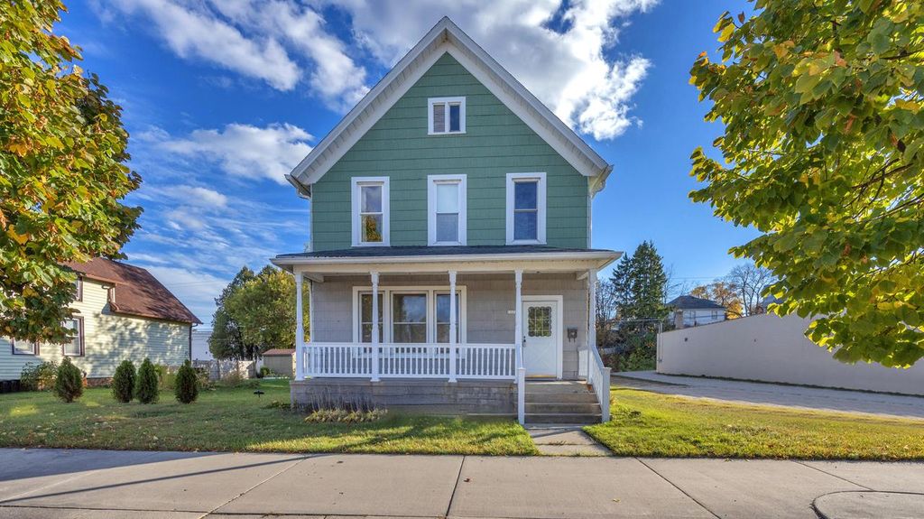 Photo of 1121 Indiana AVENUE, Sheboygan, WI 53081 (MLS # 1940772)