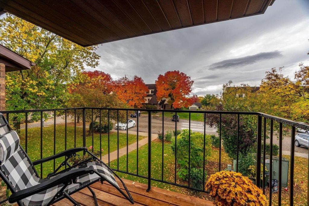 Photo of W4724 S Lakeshore DRIVE, Fontana, WI 53125 (MLS # 1945211)