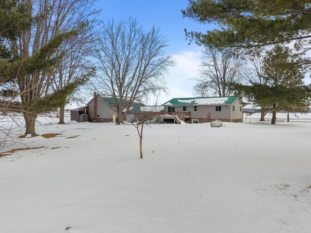 Photo of N4907 Lower ROAD, Shiocton, WI 54170 (MLS # 50322506)