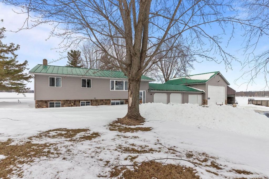 Photo of N4907 Lower ROAD, Shiocton, WI 54170 (MLS # 50322506)