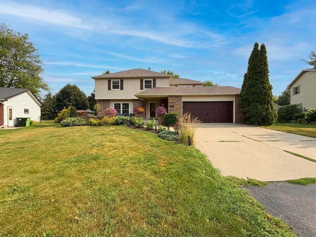 Photo of 140 Dana DRIVE, Beaver Dam, WI 53916 (MLS # 2029475)