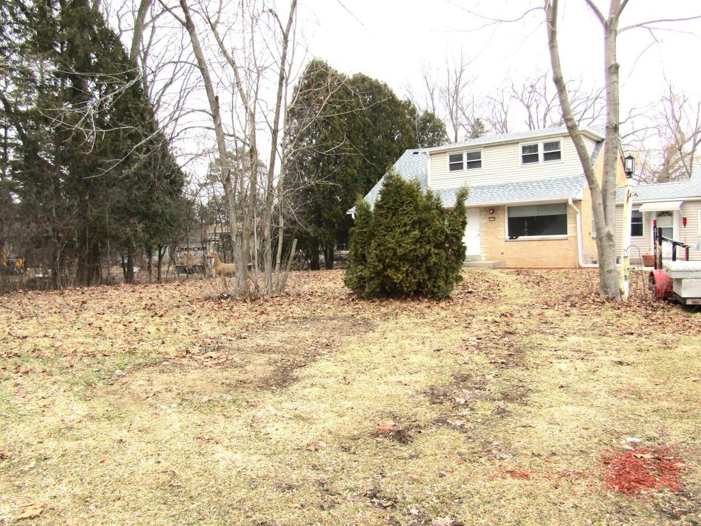 Photo of 3320 W Bradley ROAD, Brown Deer, WI 53209 (MLS # 1958861)