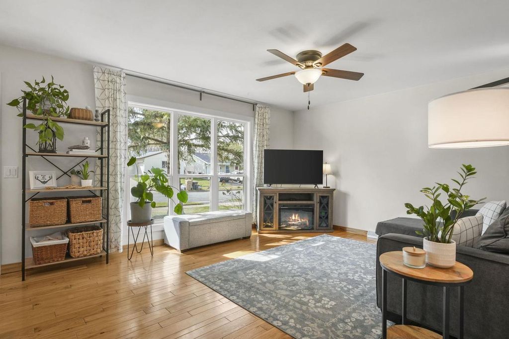 Photo of 1809 Golden Oak LANE, Madison, WI 53711 (MLS # 2020231)