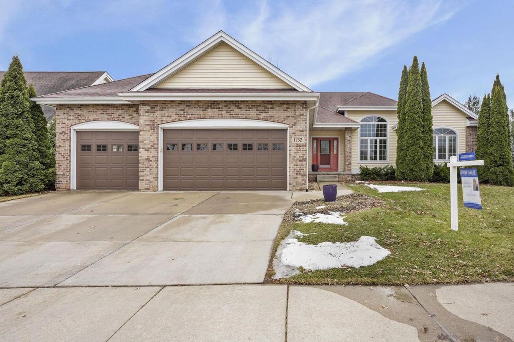 Photo of 1232 Dartmouth DRIVE, Waunakee, WI 53597 (MLS # 2016380)
