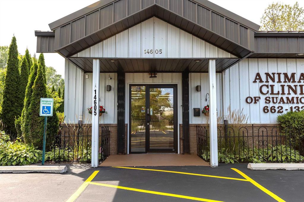 Photo of 14605 Velp AVENUE, Suamico, WI 54173 (MLS # 50319110)