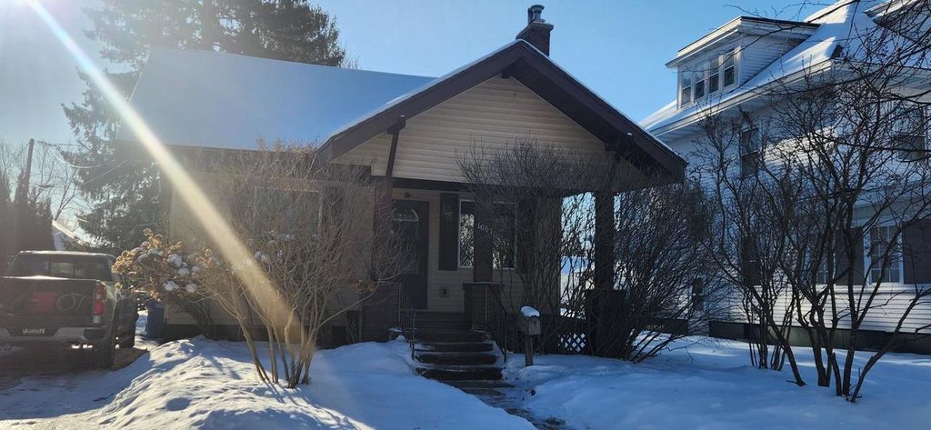 Photo of 1007 E Fourth STREET, Merrill, WI 54452 (MLS # 22600293)