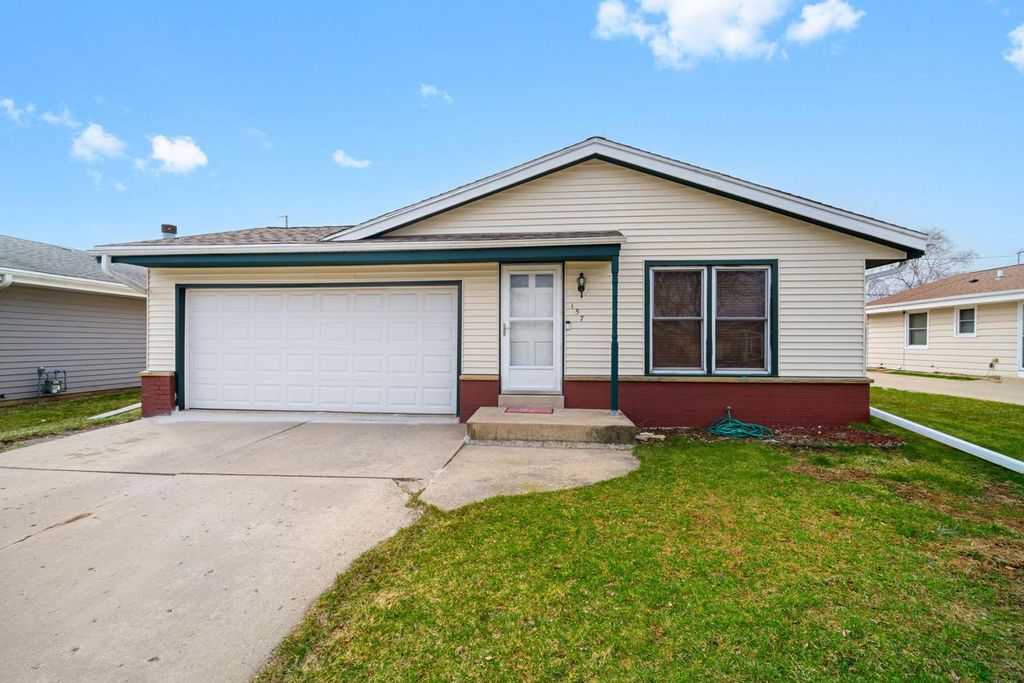 Photo of 157 W Goldleaf AVENUE, Milwaukee, WI 53207 (MLS # 1955597)