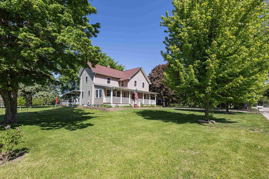 Photo of 115 N Randolph STREET, Cuba City, WI 53807 (MLS # 2023508)