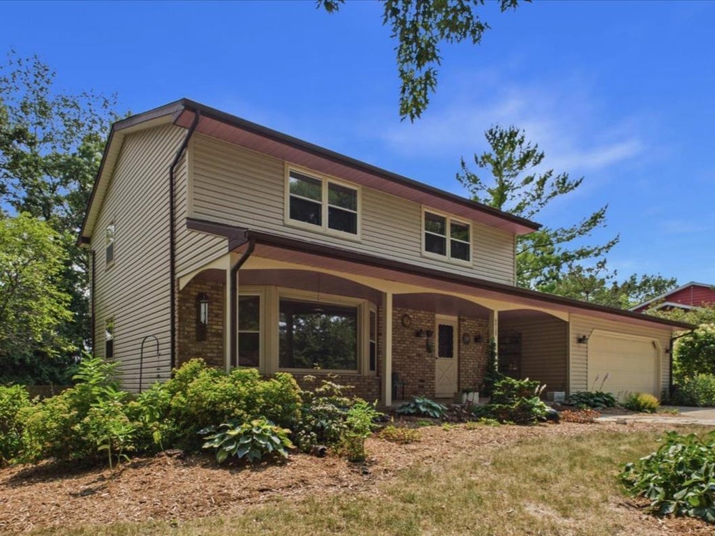 Photo of 6909 Colony DRIVE, Madison, WI 53717 (MLS # 2028791)