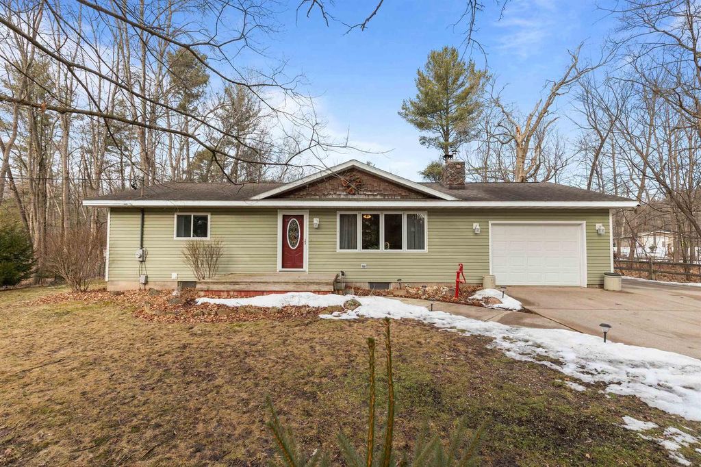 Photo of E8332 Weyauwega ROAD, New London, WI 54961 (MLS # 50321290)