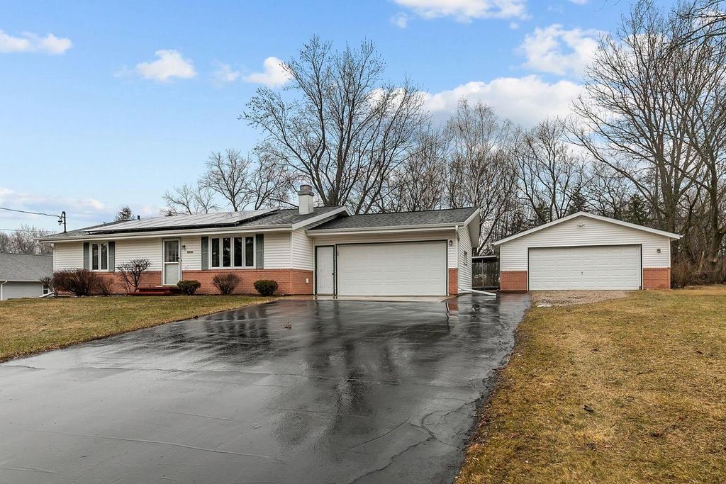 Photo of N2920 Main ROAD, Hortonville, WI 54944 (MLS # 50322003)