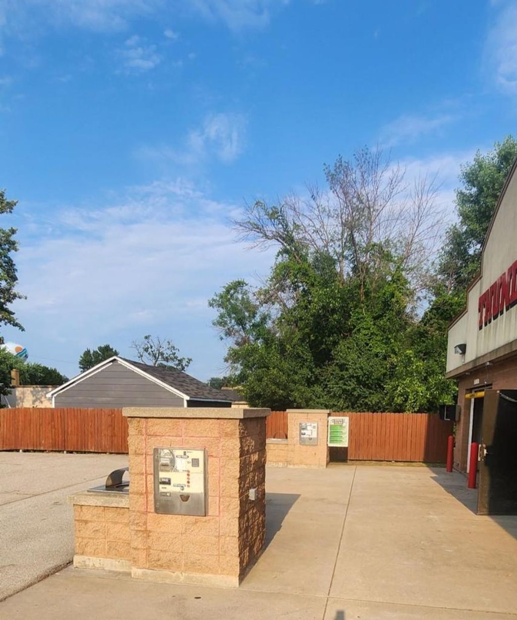 Photo of 203 Nicolet BOULEVARD, Neenah, WI 54956 (MLS # 50317965)