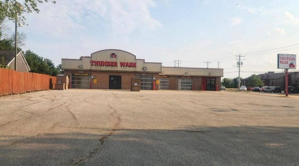 Photo of 203 Nicolet BOULEVARD, Neenah, WI 54956 (MLS # 50317965)