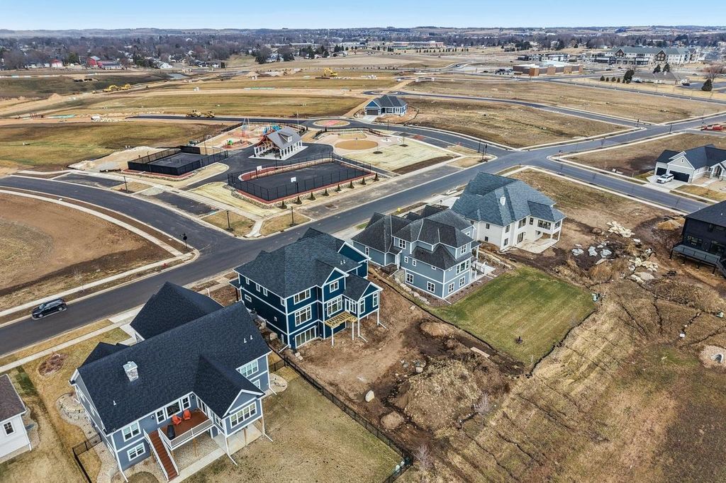 Photo of 1200 Winn DRIVE, Waunakee, WI 53597 (MLS # 2014004)