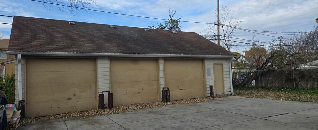 Photo of 5227 N 60th STREET, Milwaukee, WI 53218 (MLS # 1943090)