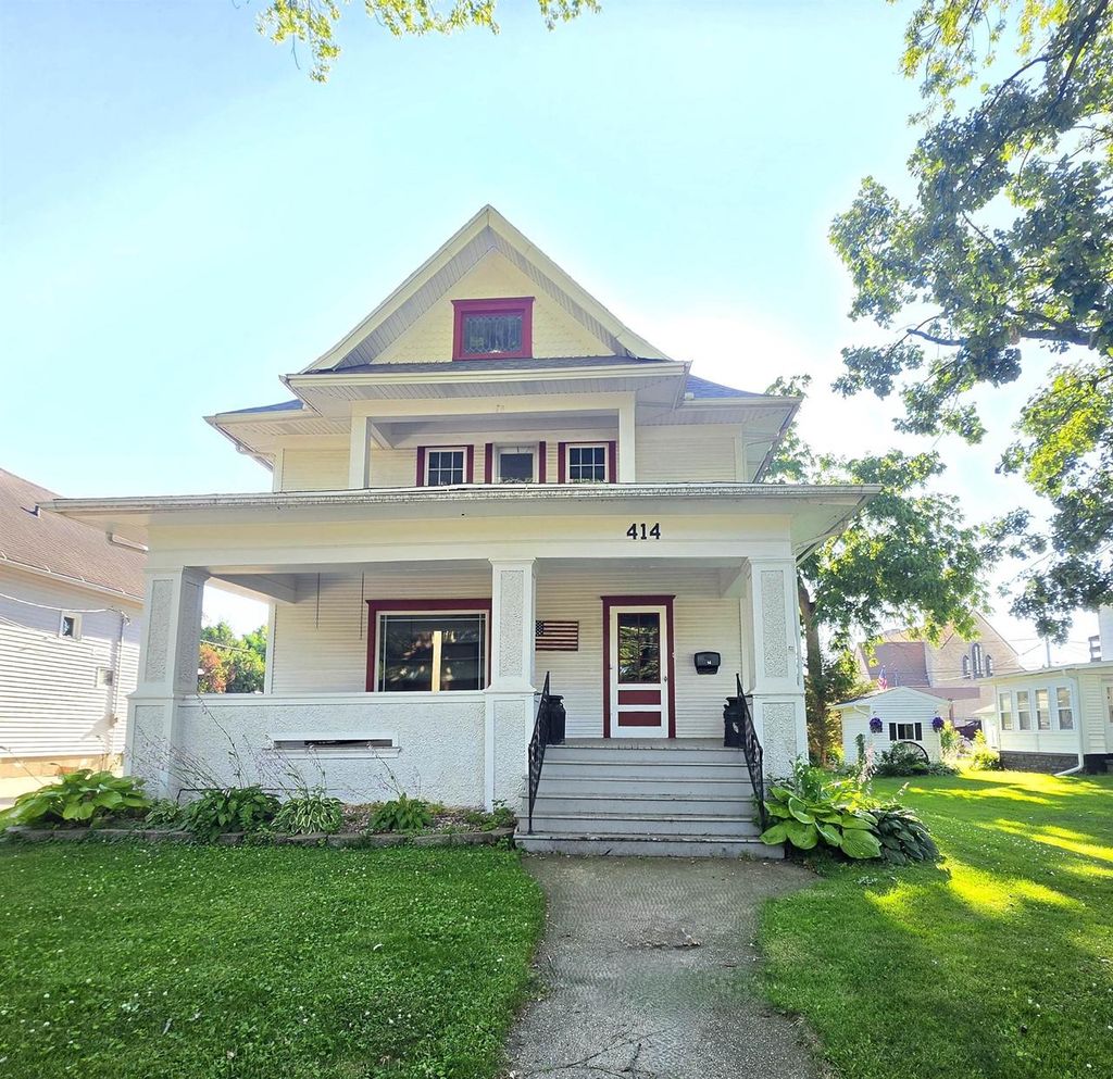 Photo of 414 Carrington STREET, Waupun, WI 53963 (MLS # 2027982)