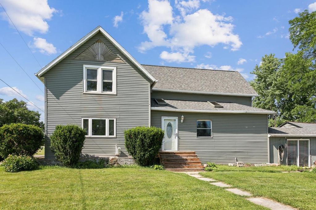Photo of N5848 Hwy 57, Hilbert, WI 54129 (MLS # 50324814)
