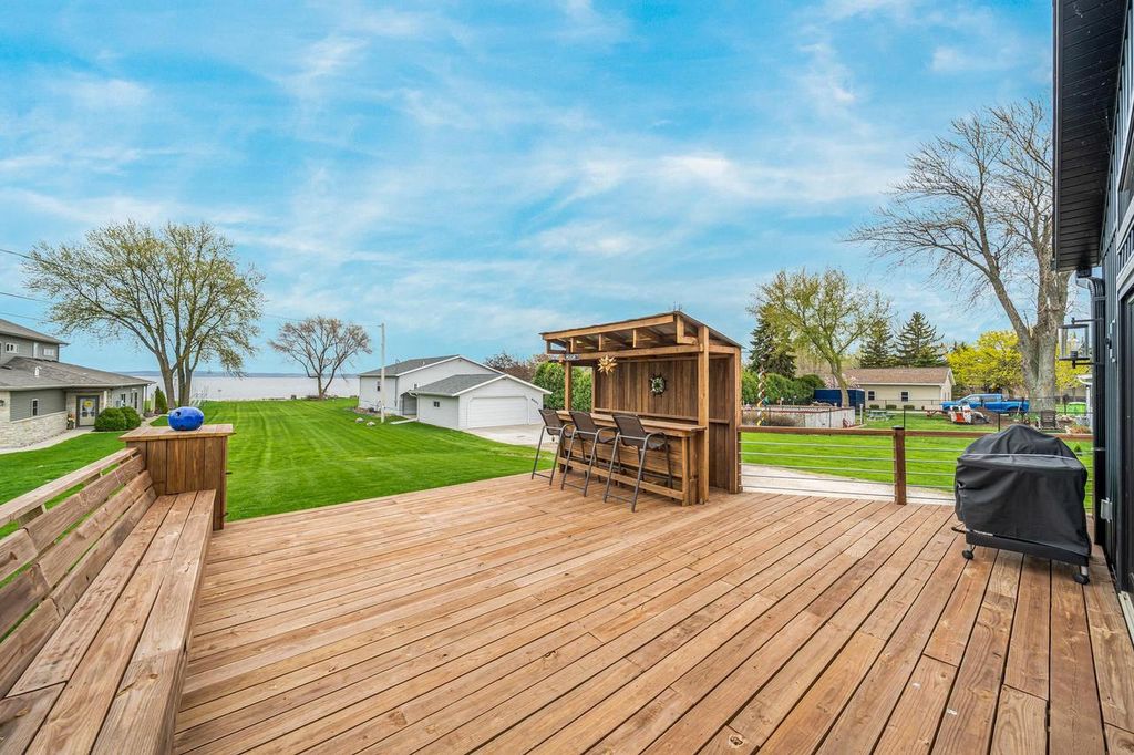 Photo of N8805 Lakeshore DRIVE, Van Dyne, WI 54979 (MLS # 50324397)