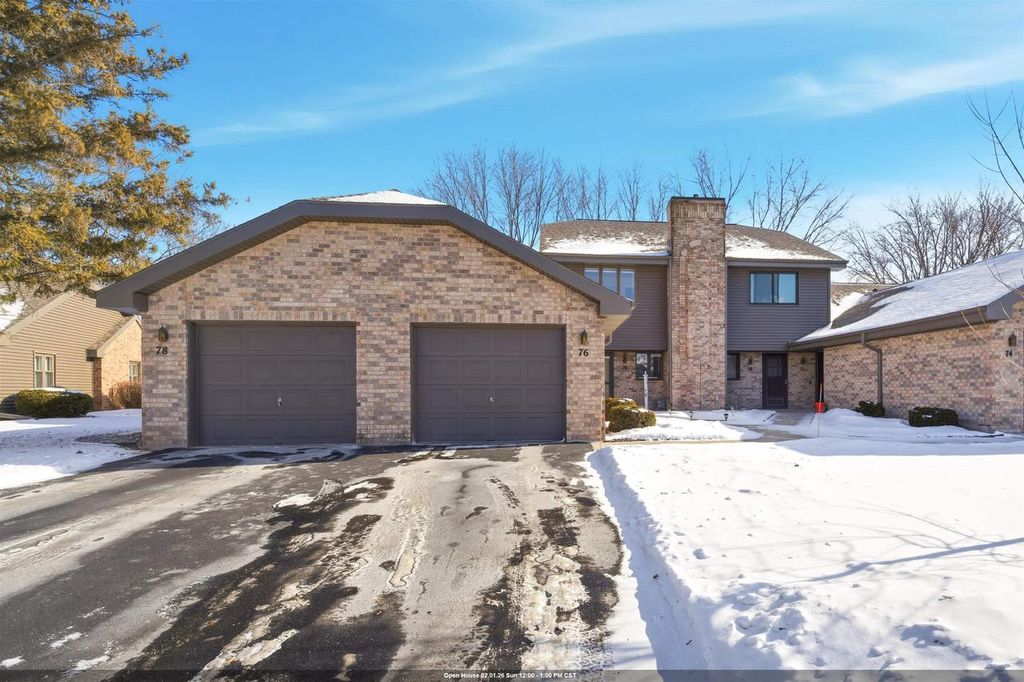 Photo of 76 Spencer Village COURT, Appleton, WI 54914 (MLS # 50320433)