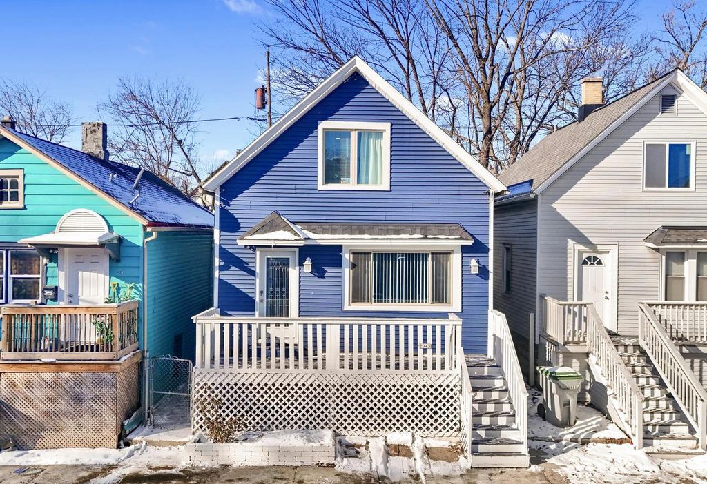 Photo of 2045 S 15th PLACE, Milwaukee, WI 53204 (MLS # 1948820)