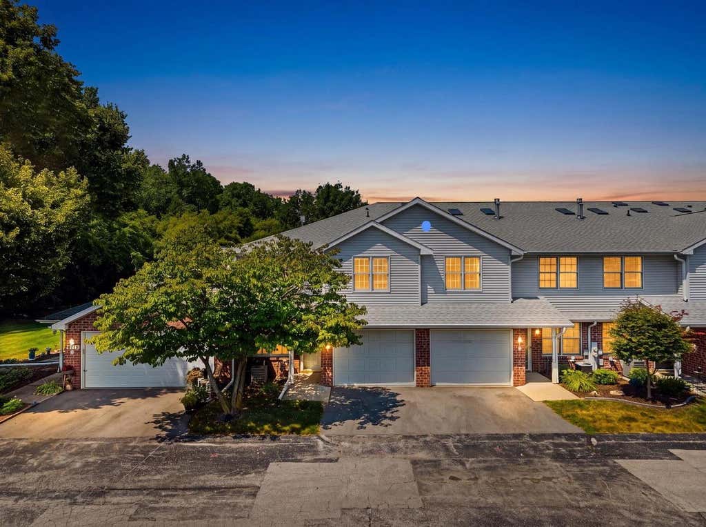 Photo of 2563 Telluride #L TRAIL, Green Bay, WI 54313 (MLS # 50330387)