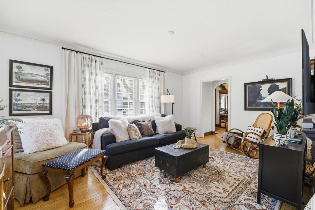 Photo of 614 E Grant STREET, Appleton, WI 54911 (MLS # 50320237)