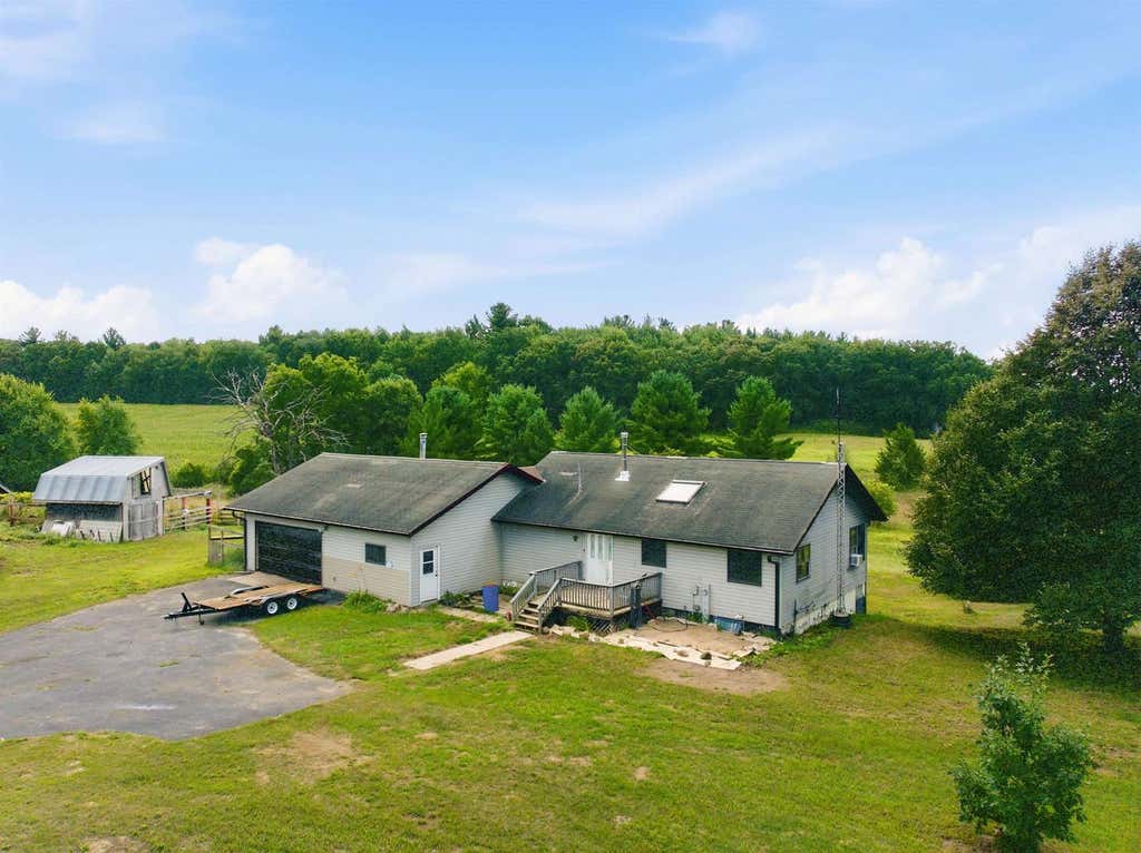 Photo of 1129 Gem DRIVE, Wisconsin Dells, WI 53965 (MLS # 2031074)