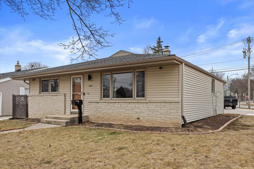 Photo of 9300 W Eden PLACE, Milwaukee, WI 53228 (MLS # 1952711)